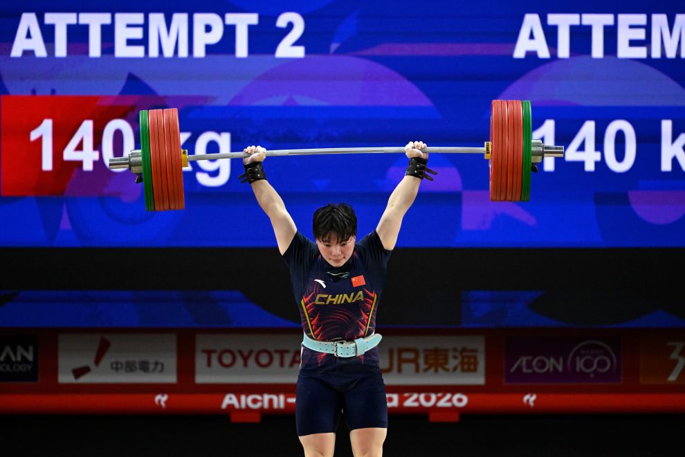 丨何仁秀获举重女子77公斤级金牌 朝鲜选手刷新三项世界纪录